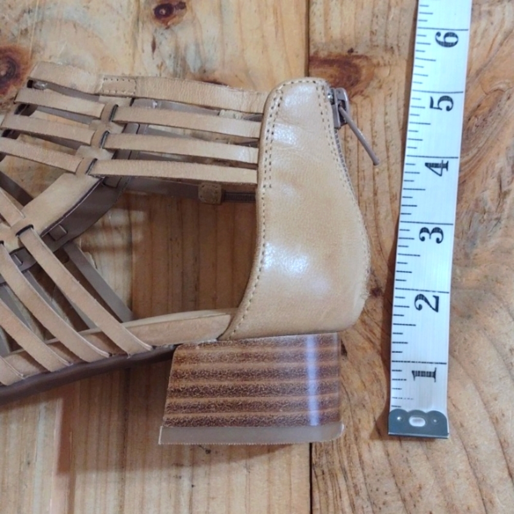 Bella Vita Holden Leather Gladiator Sandal Size 7W NEW - Picture 10 of 12